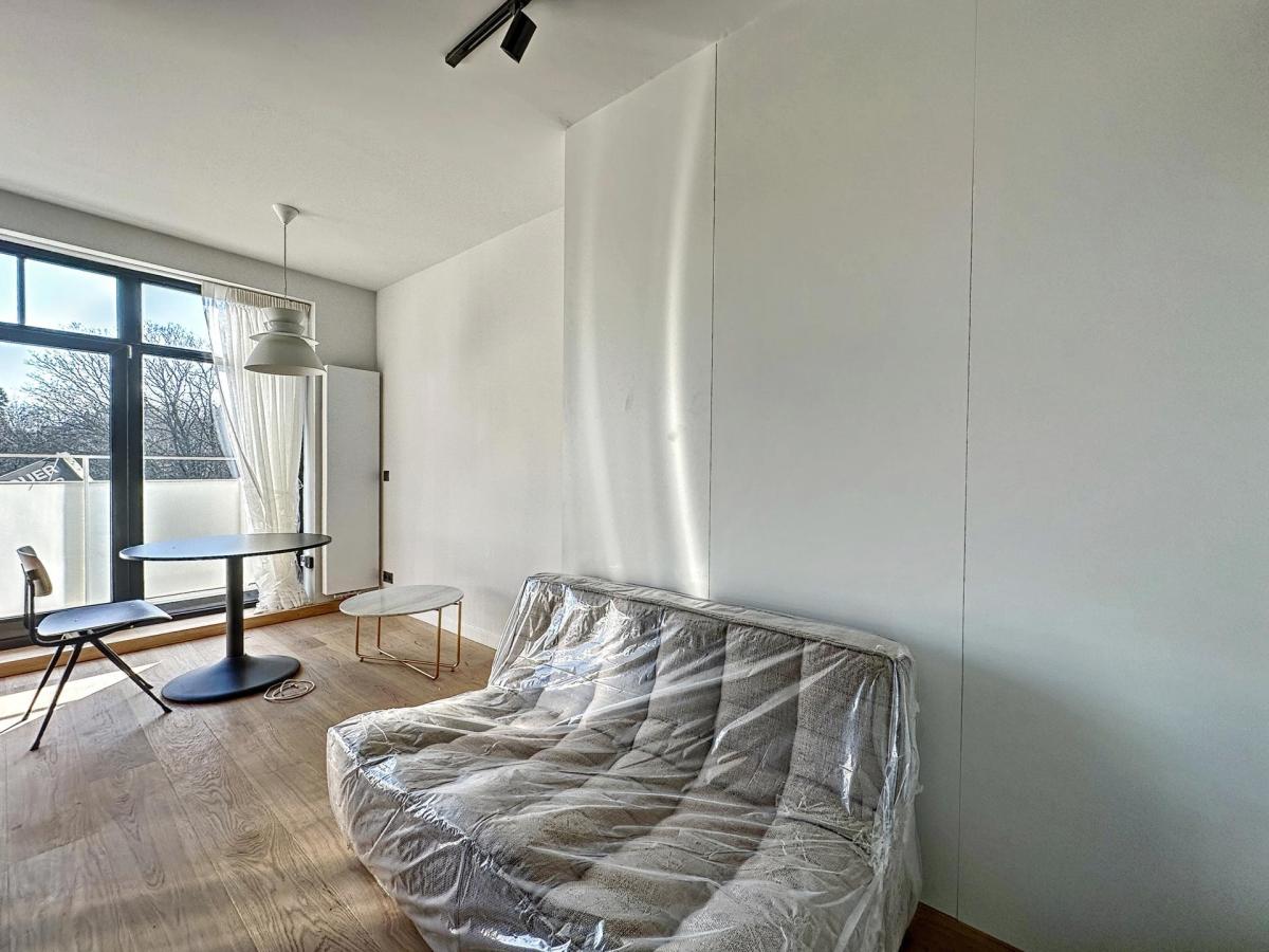 Châtelain / Washington : Bel appartement meublé + terrasse