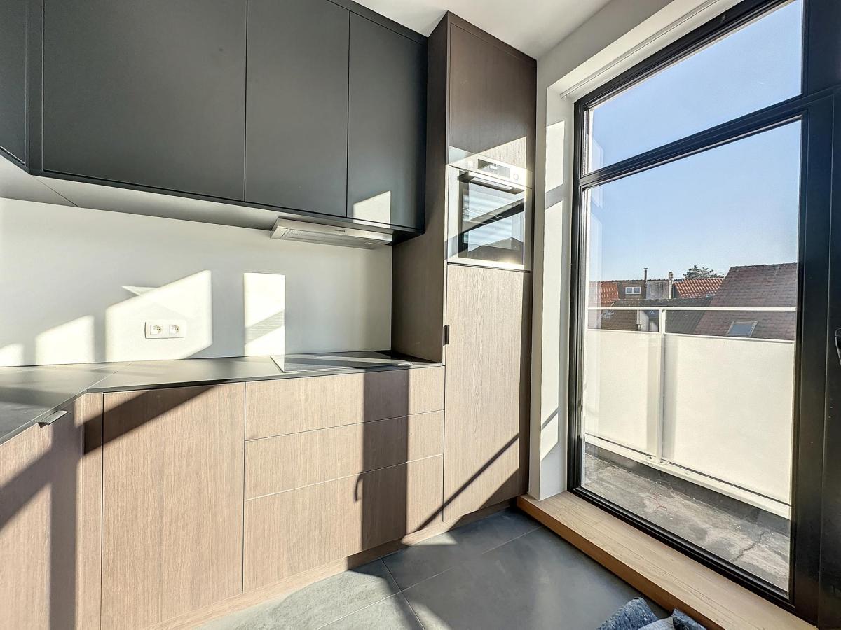 Châtelain / Washington : Bel appartement meublé + terrasse