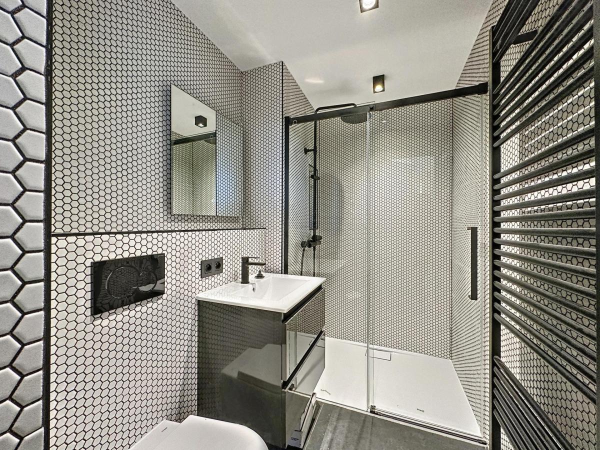 Châtelain / Washington : Bel appartement meublé + terrasse