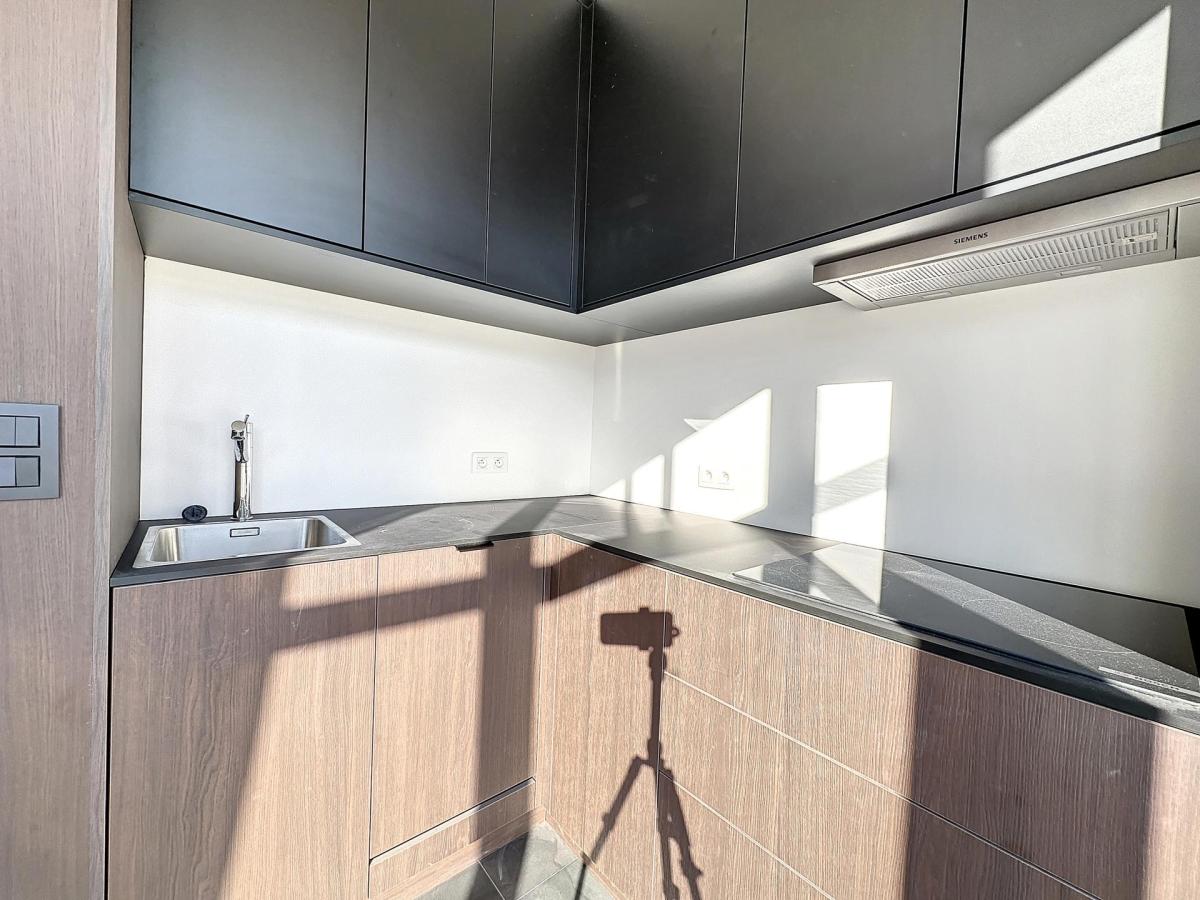 Châtelain / Washington : Bel appartement meublé + terrasse