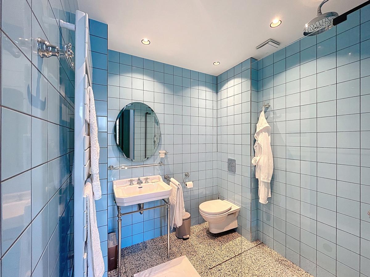 Pl. Monnaie : Superbe appartement 1chambre meublé