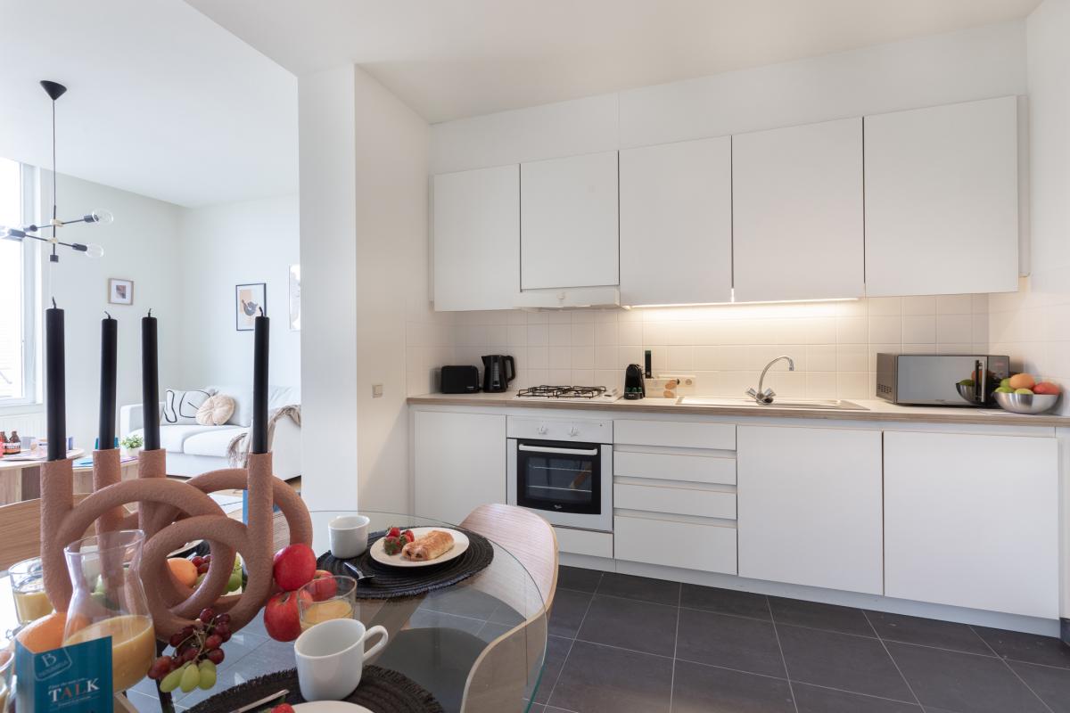 Molière: Appartement 70 m² rénové 1 ch, 1 sdb, 2 balcons