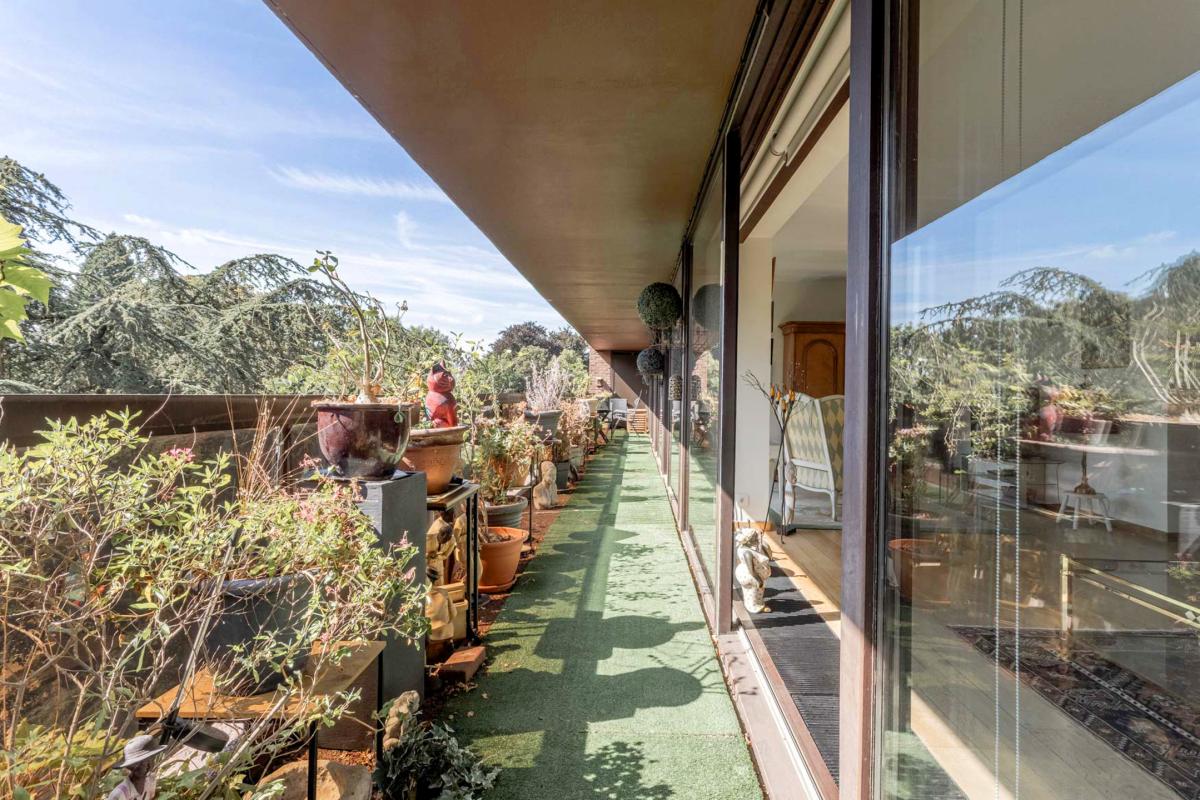 Observatoire : Bel appartement 2 ch + terrasse + parking