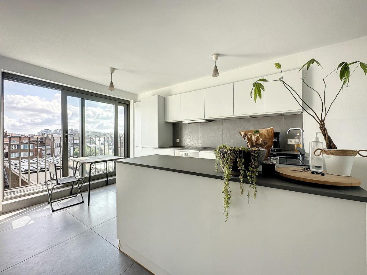 Couronne : Beau triplex penthouse + terrasse