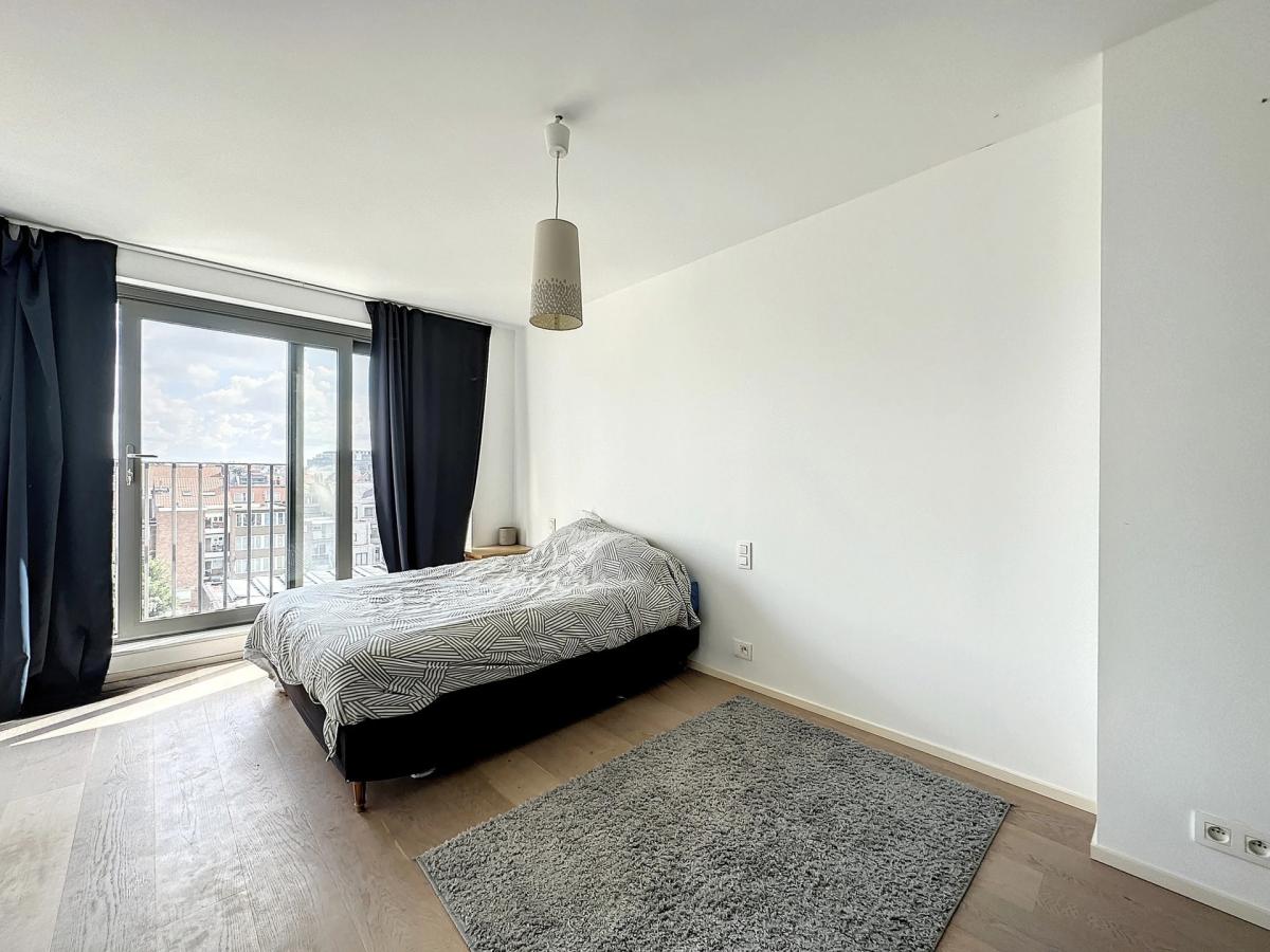 Couronne : Beau triplex penthouse + terrasse