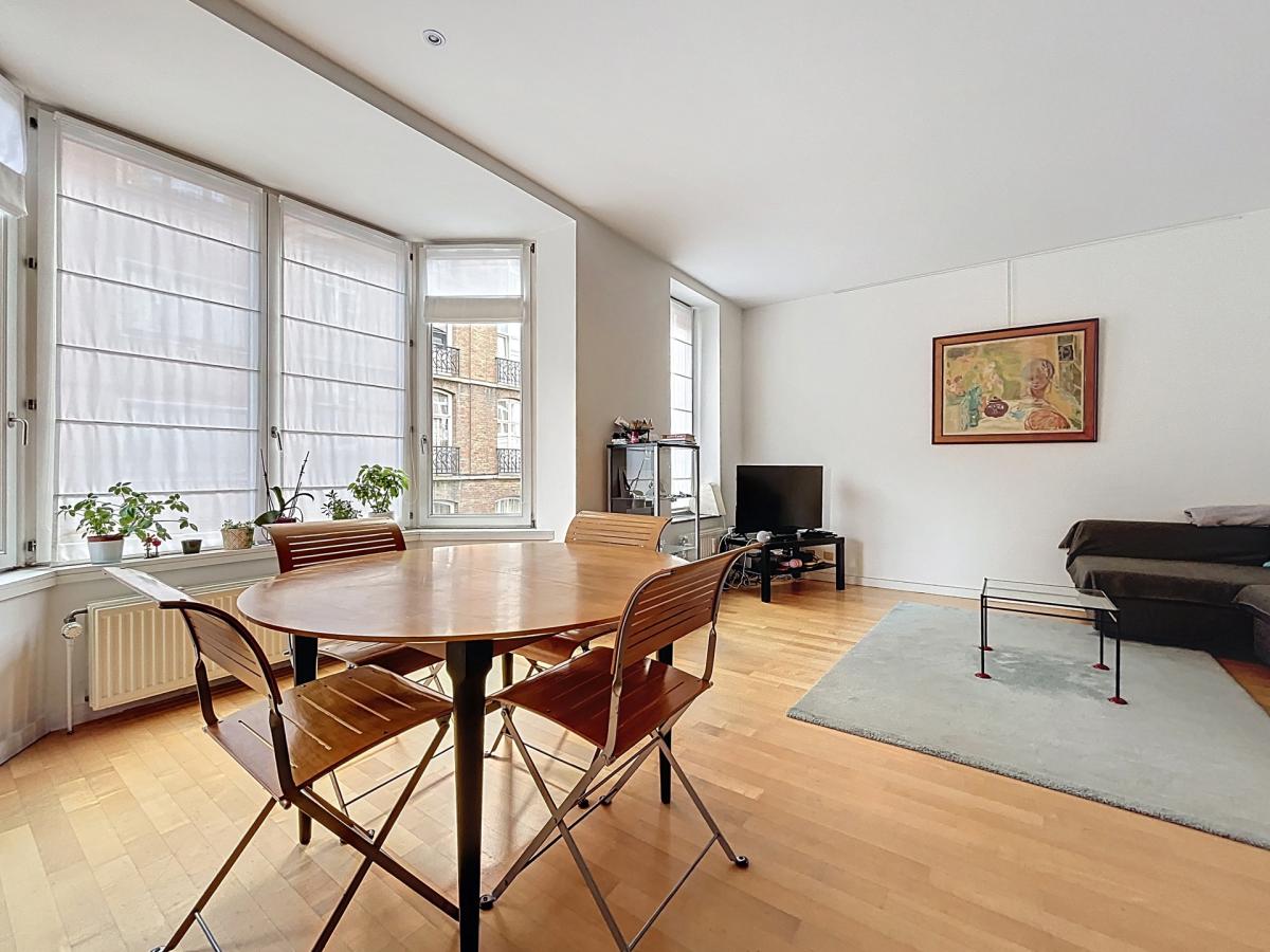 Quartier Bascule/Louise : Bel appartement 2 chambres meublé