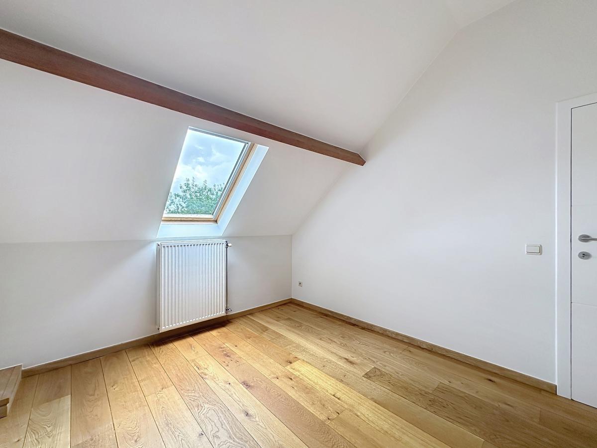 Lycée Français : Superbe duplex penthouse + terrasse + pkg