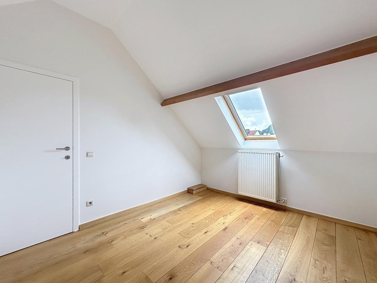 Lycée Français : Superbe duplex penthouse + terrasse + pkg