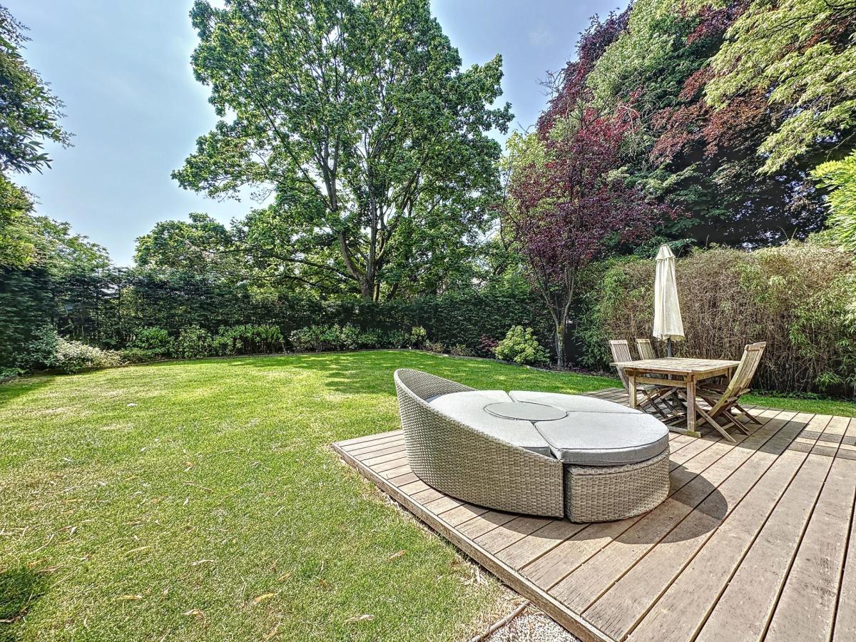 Dieweg : Superbe villa avec un grand jardin et garage
