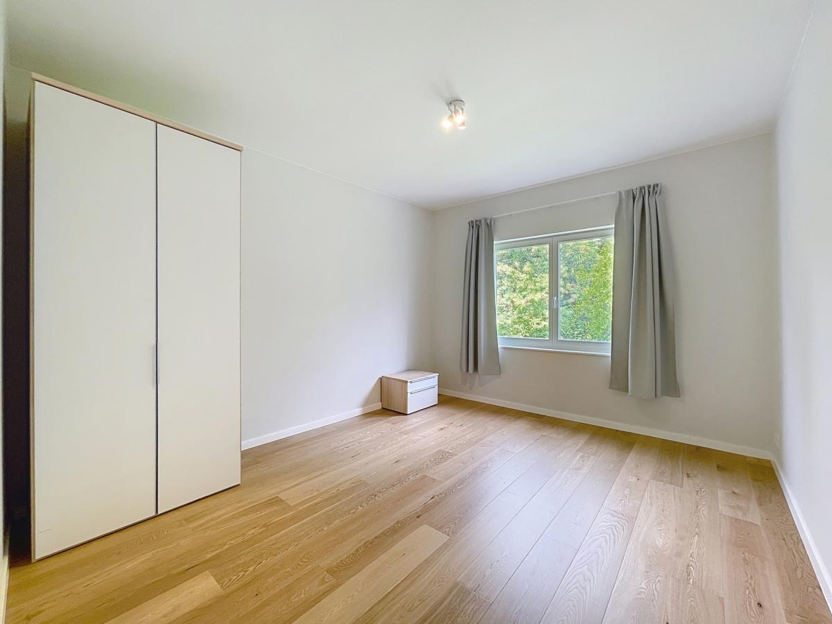 Uccle/Linkebeek : Belle villa rénovée de 4 ch.+ bureau 