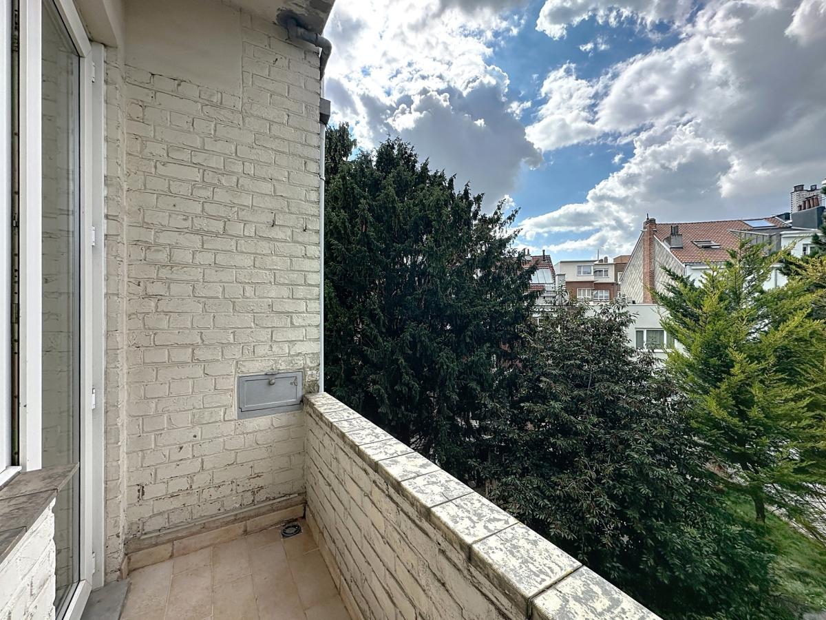 Arezzo / Lejeune : Bel appartement + terrasse + balcon