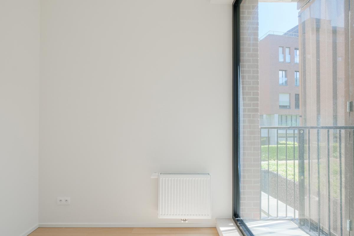 Rez-de chaussée +-145m²,3ch. + terrasse