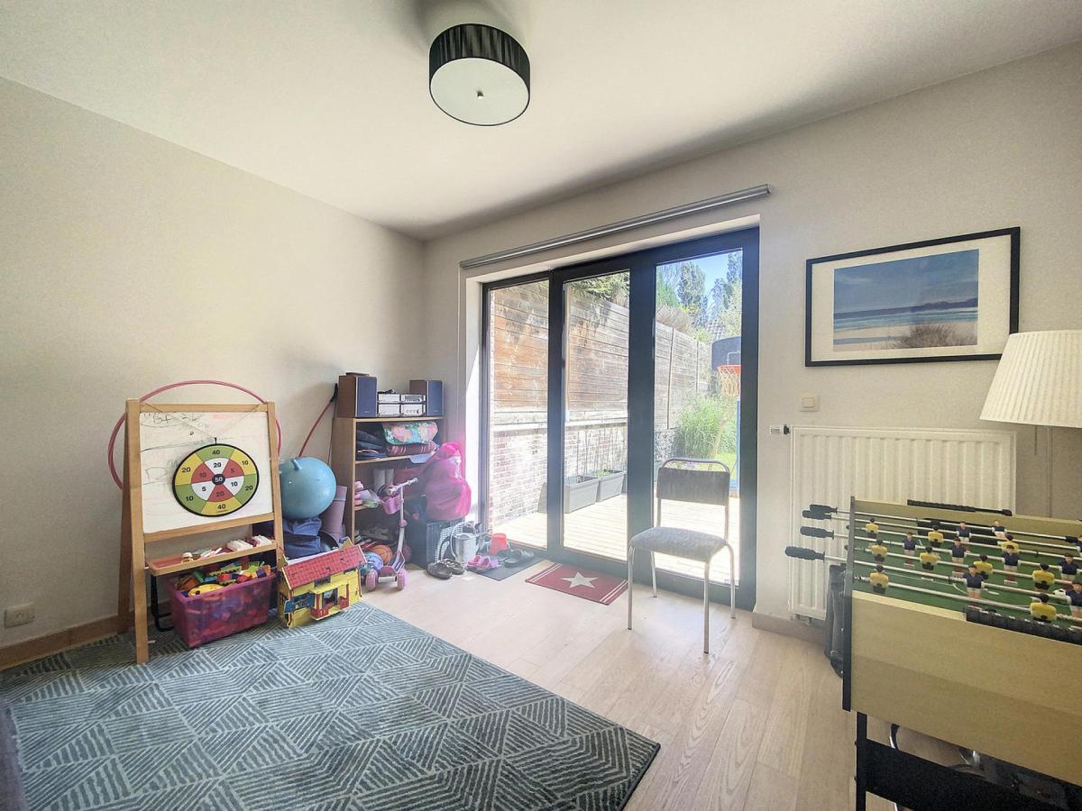Saint-Job : Magnifique maison 5 chambres + jardin