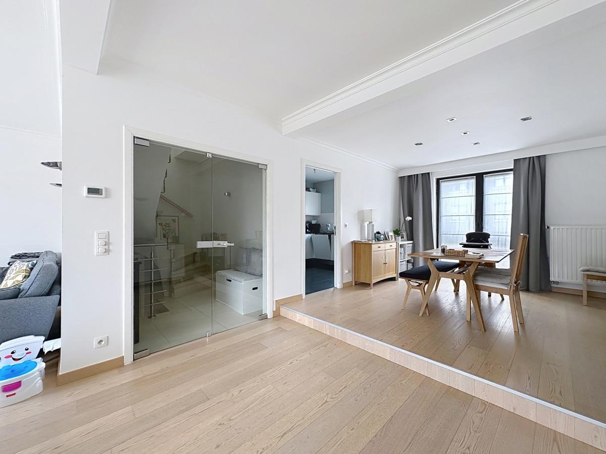 Saint-Job : Magnifique maison 5 chambres + jardin