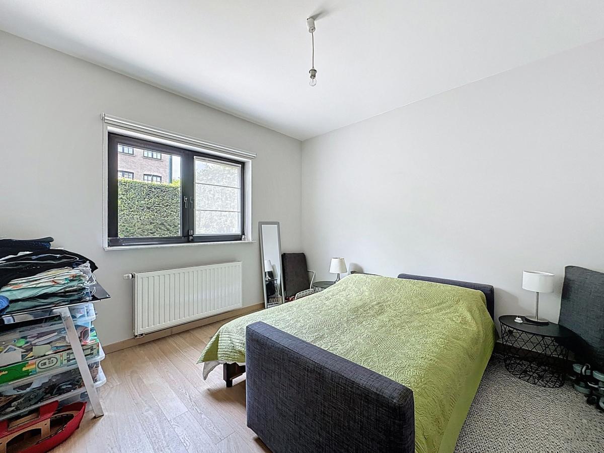 Saint-Job : Magnifique maison 5 chambres + jardin
