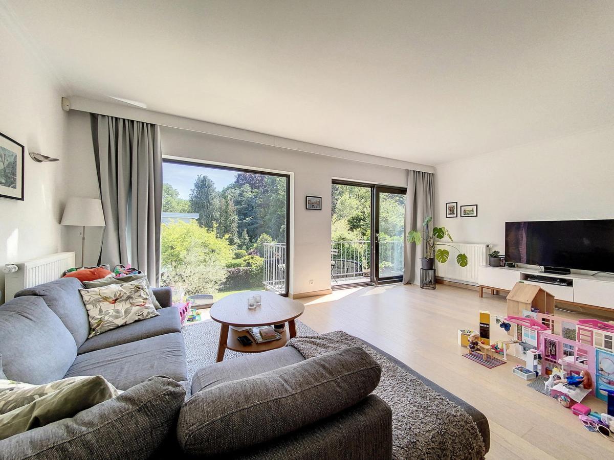 Saint-Job : Magnifique maison 5 chambres + jardin