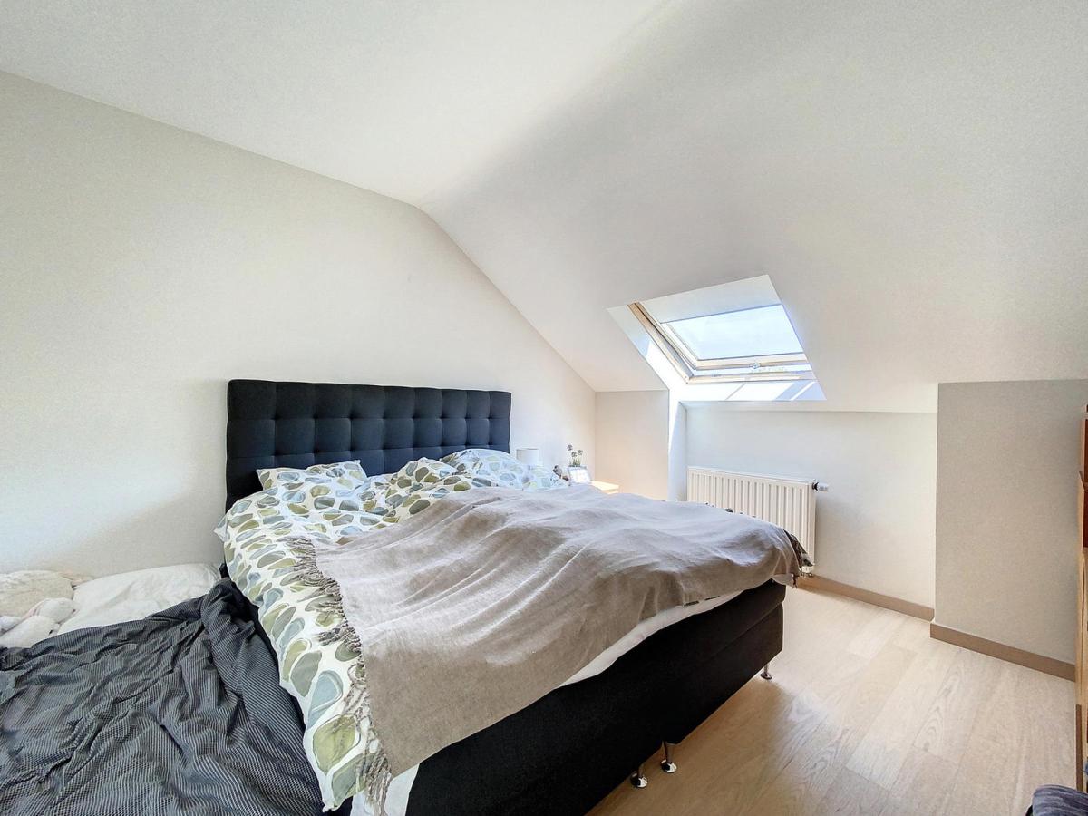 Saint-Job : Magnifique maison 5 chambres + jardin