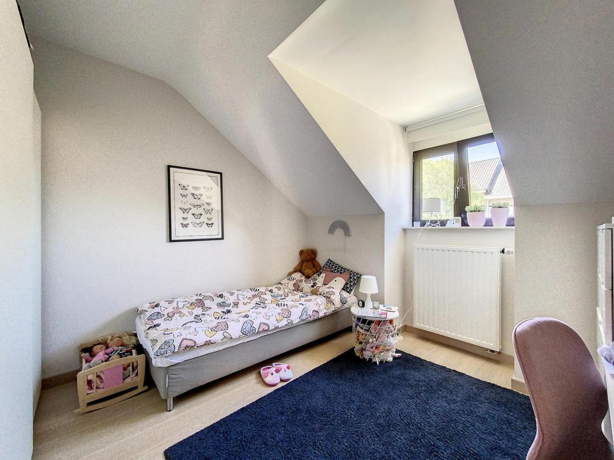 Saint-Job : Magnifique maison 5 chambres + jardin
