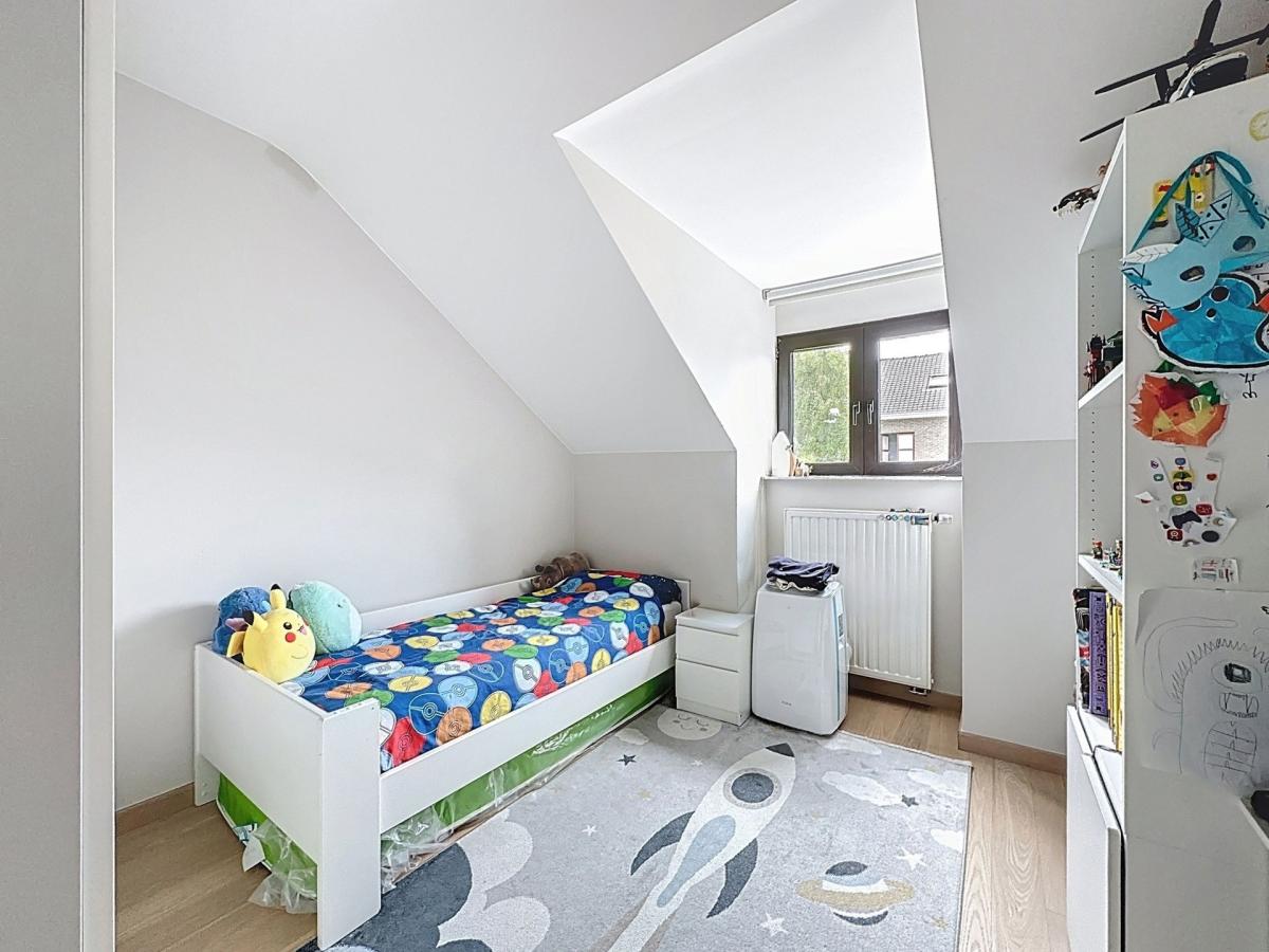 Saint-Job : Magnifique maison 5 chambres + jardin