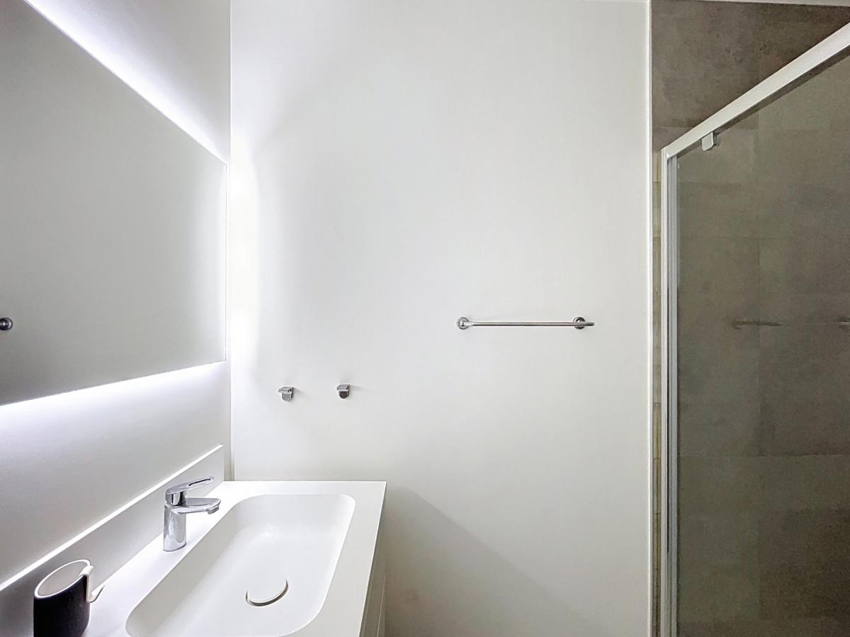 Quartier Européen: Superbe appartement 1 chambre + terrasse