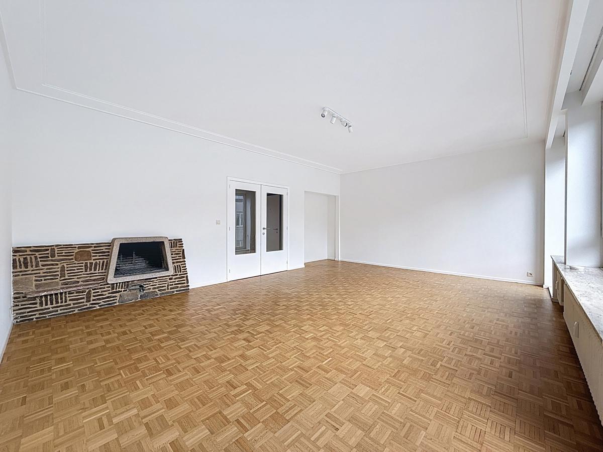 Jardin du Roi : Magnifique appartement 2 chambres + balcons