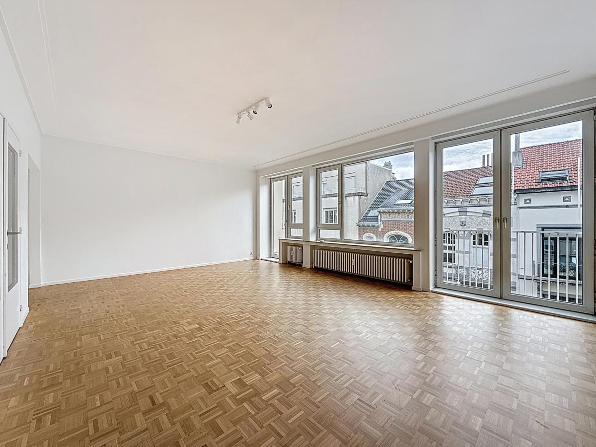 Jardin du Roi : Magnifique appartement 2 chambres + balcons
