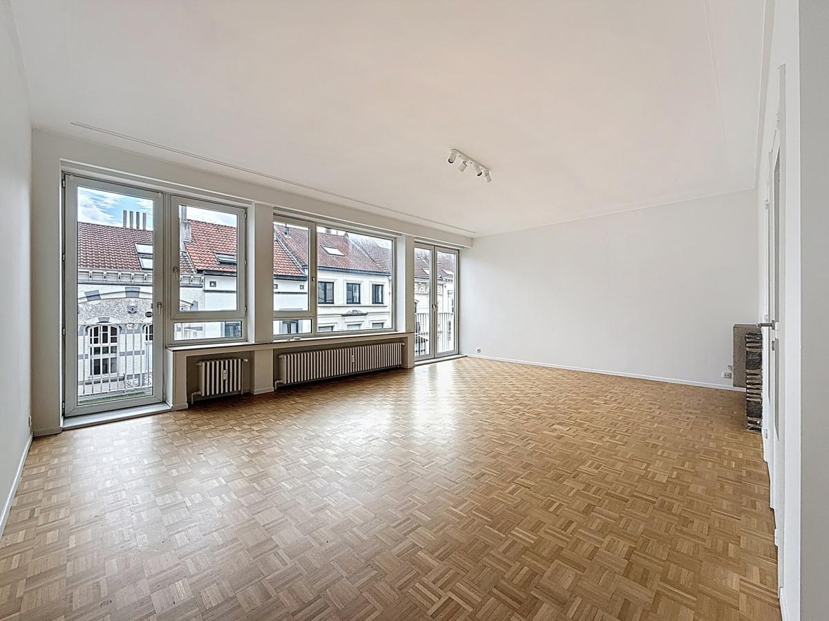 Jardin du Roi : Magnifique appartement 2 chambres + balcons