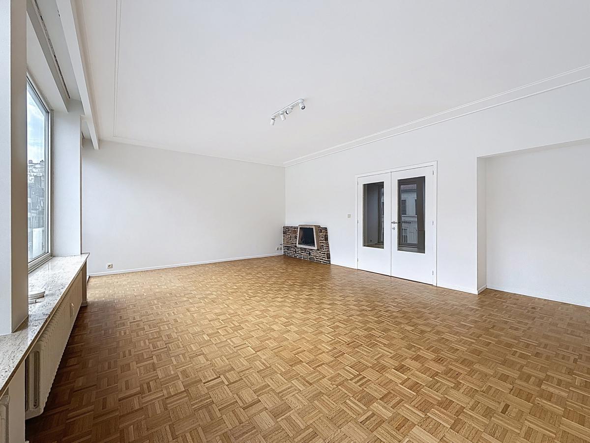 Jardin du Roi : Magnifique appartement 2 chambres + balcons
