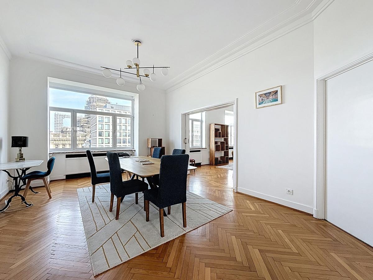 Toison d'Or : Somptueux appartement 3 chambres meublé