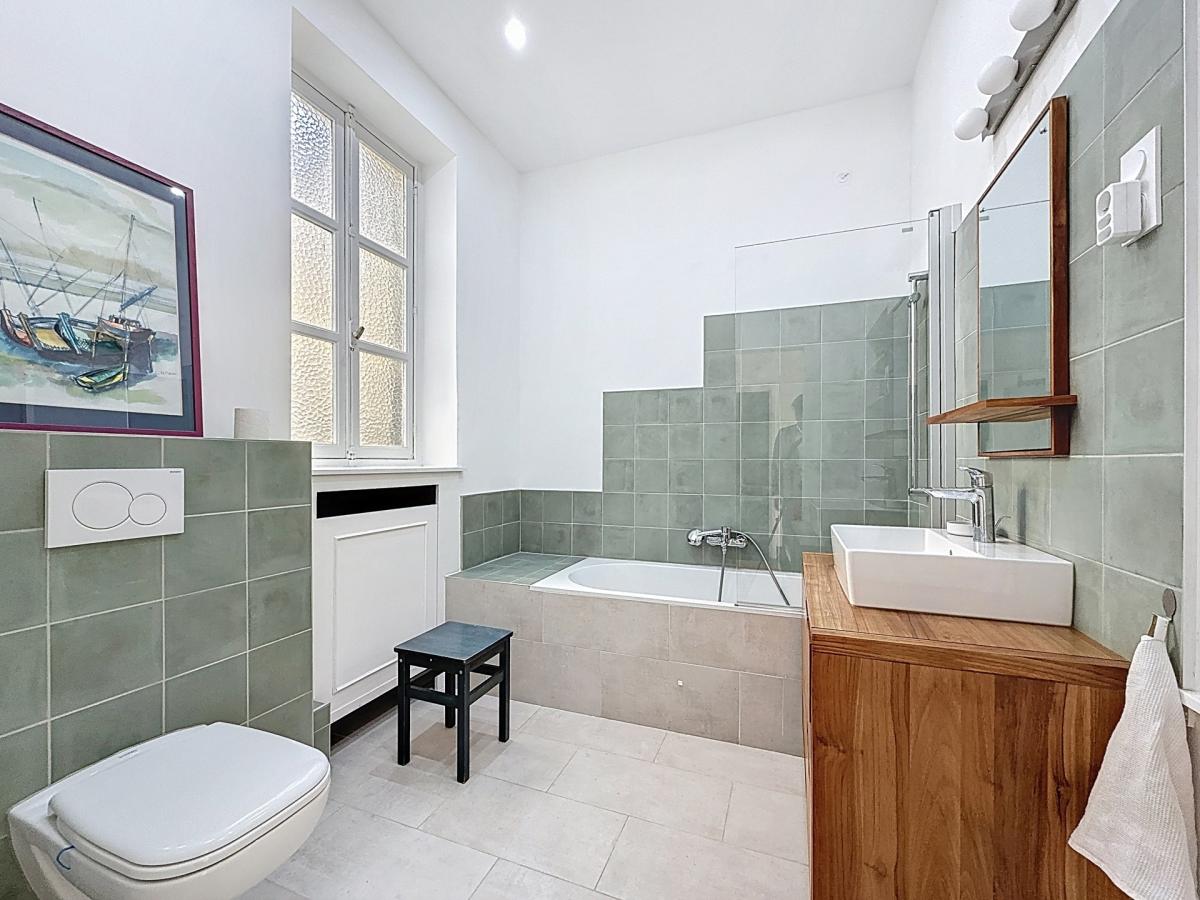 Toison d'Or : Somptueux appartement 3 chambres meublé