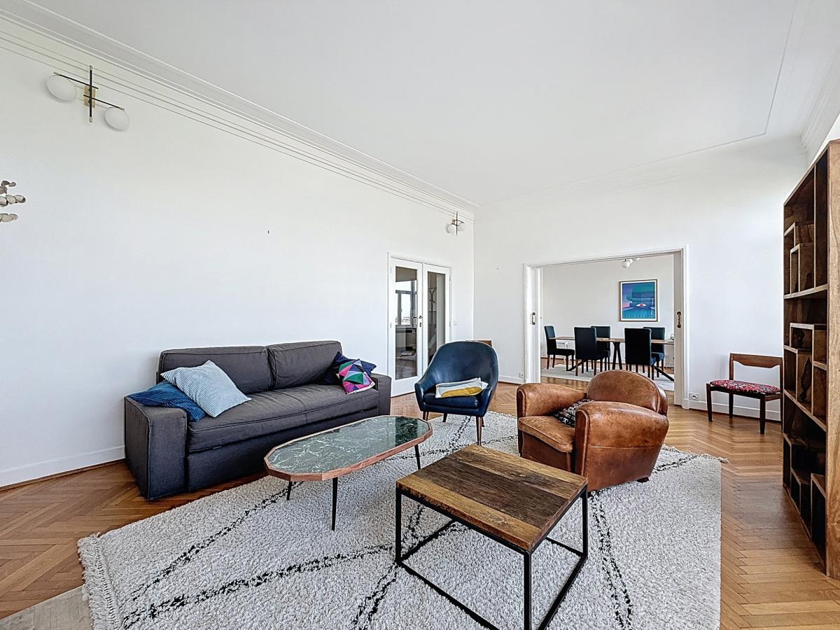 Toison d'Or : Somptueux appartement 3 chambres meublé