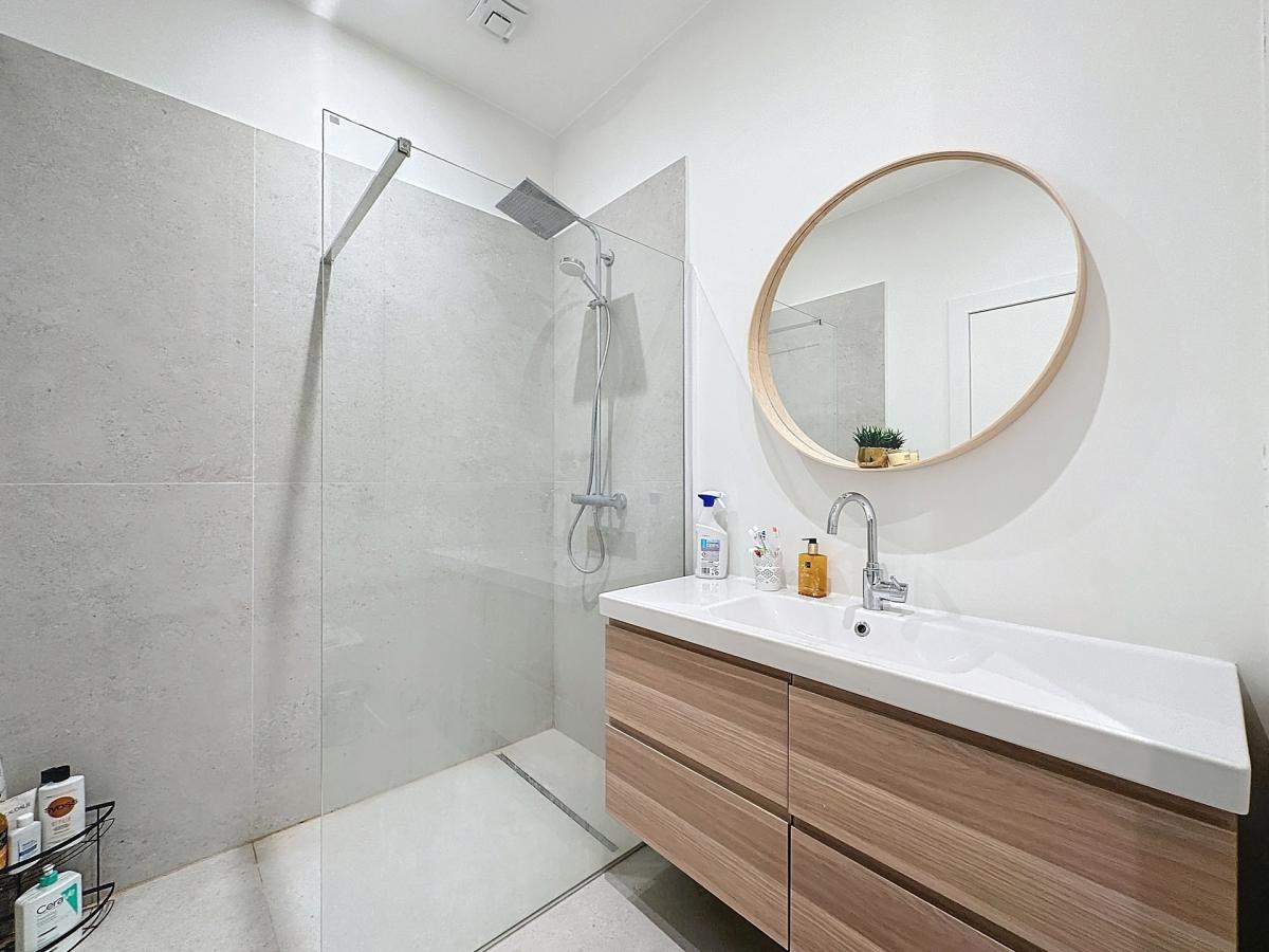 Darwin : Bel appartement + joli balcon