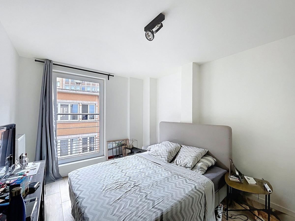 Quartier Européen: Superbe appartement meublé 2 ch +terrasse