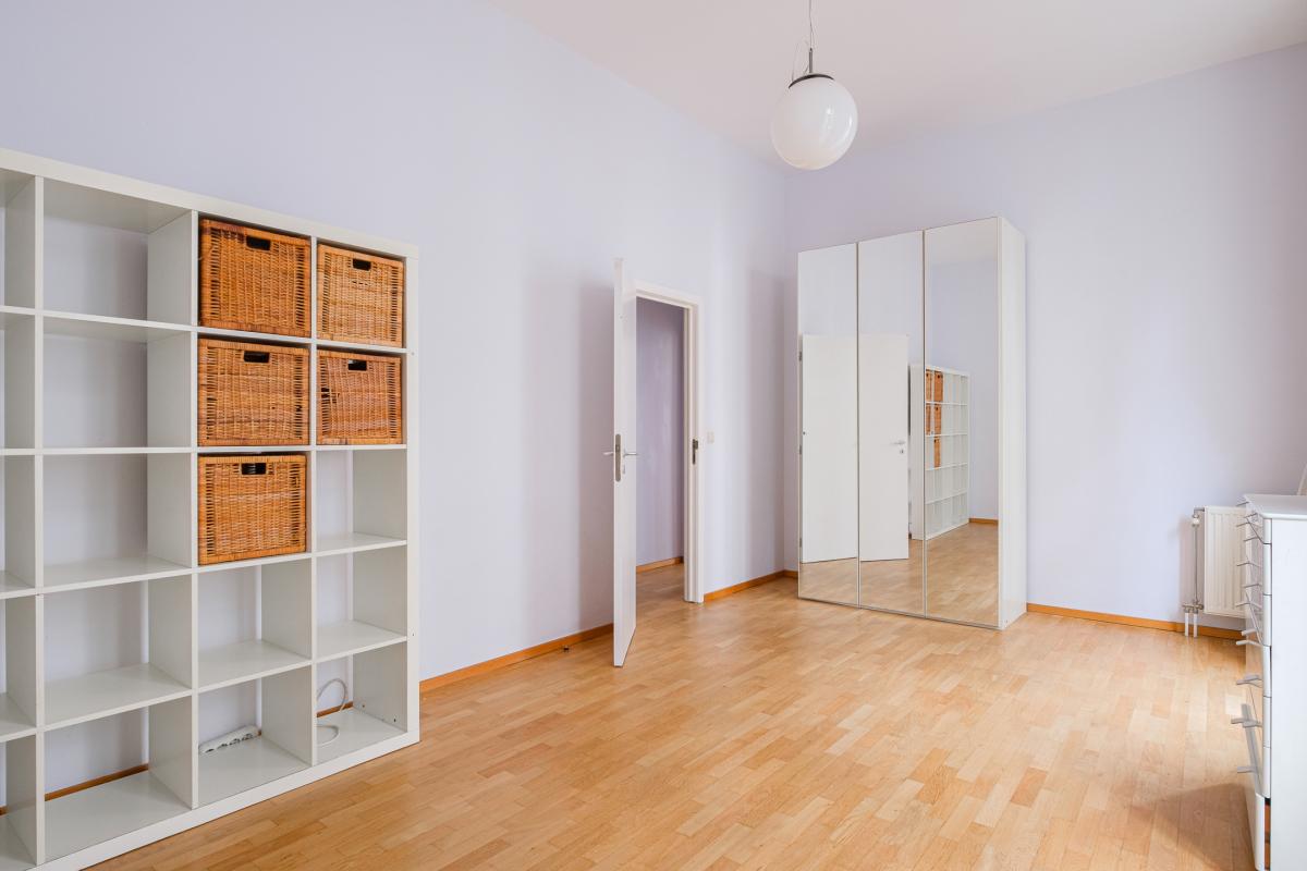 Centre ville/Dansaert  - Appart 1ou 2 chambres + balcon.