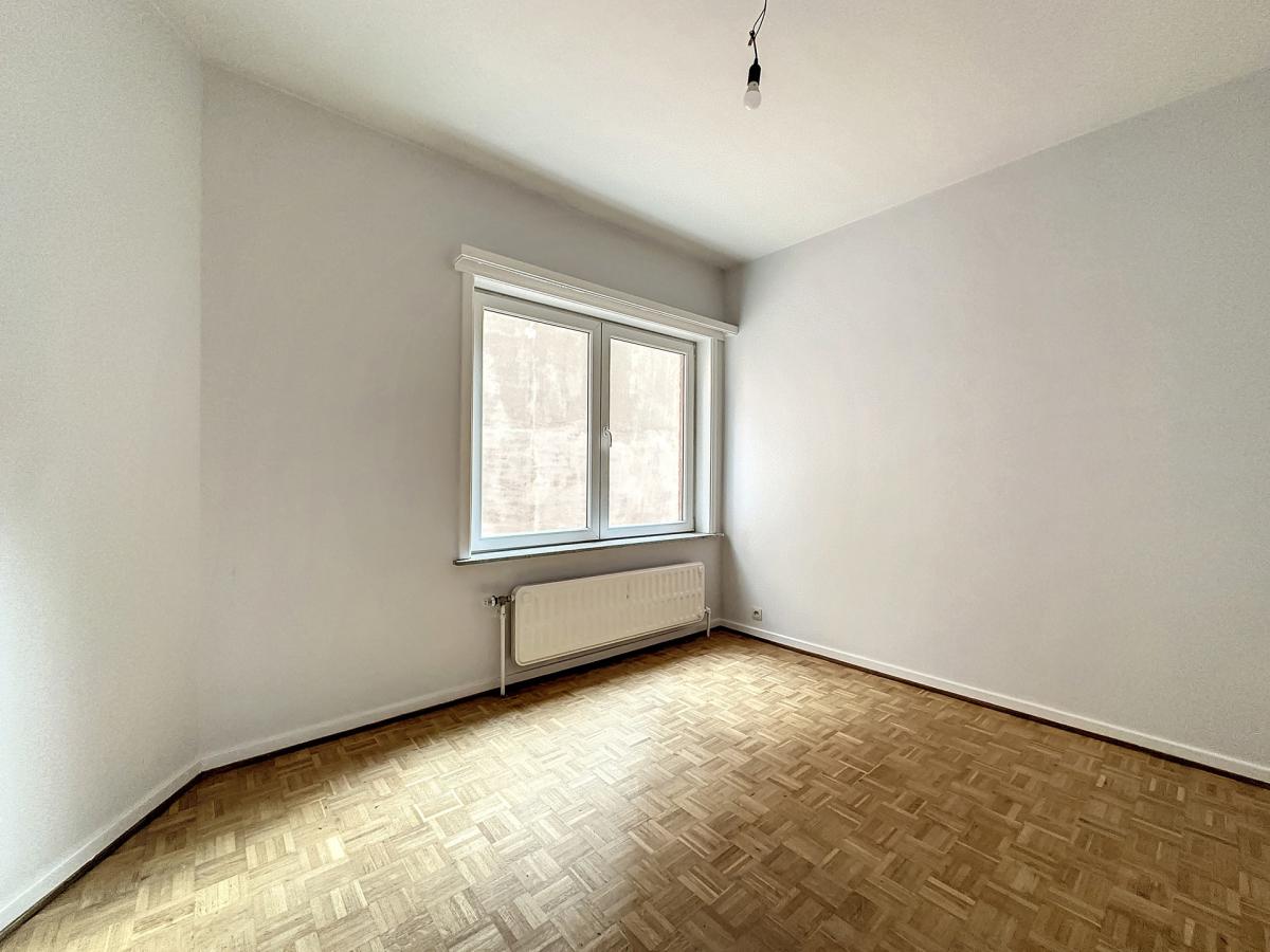 Stallaert: Bel appartement 1 chambre entièrement rénové