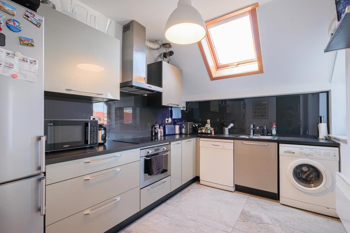 Chatelain : penthouse 2 chambres + terrasse