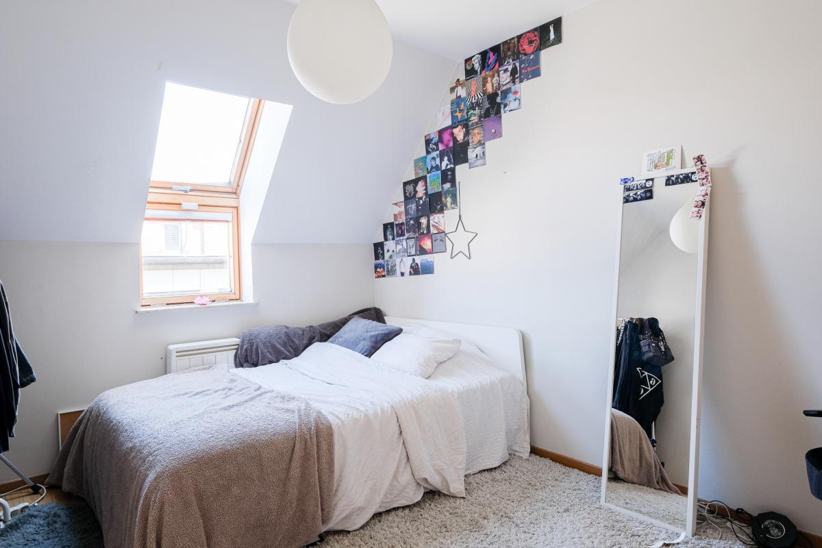 Chatelain : penthouse 2 chambres + terrasse