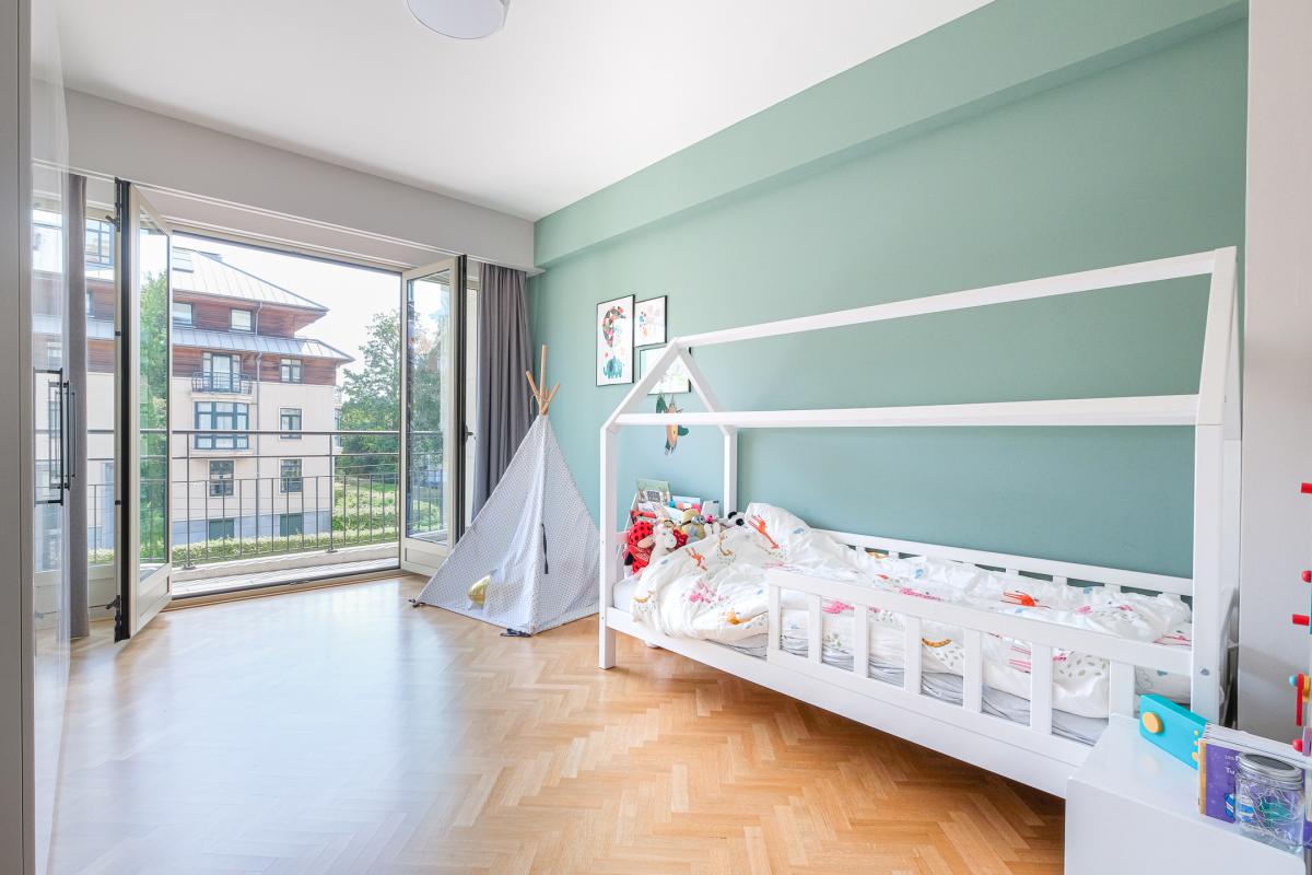 Coghen : appartement 3 chambres + balcons