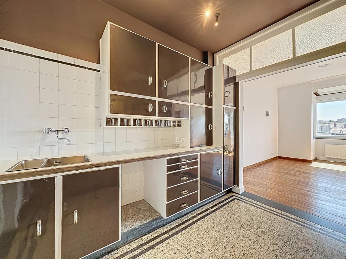 Molière : Charmant appartement de caractère rénové + balcons
