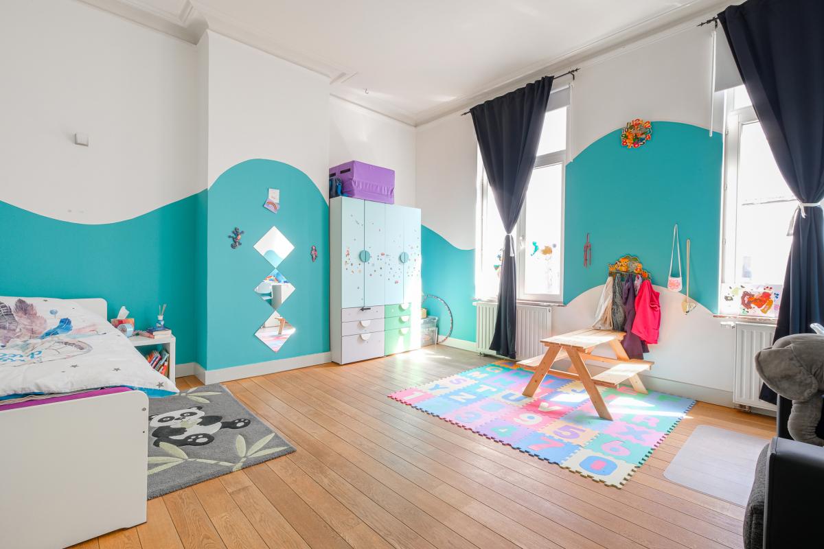 Quartier EU: maison rénovée + duplex + jardin et garage