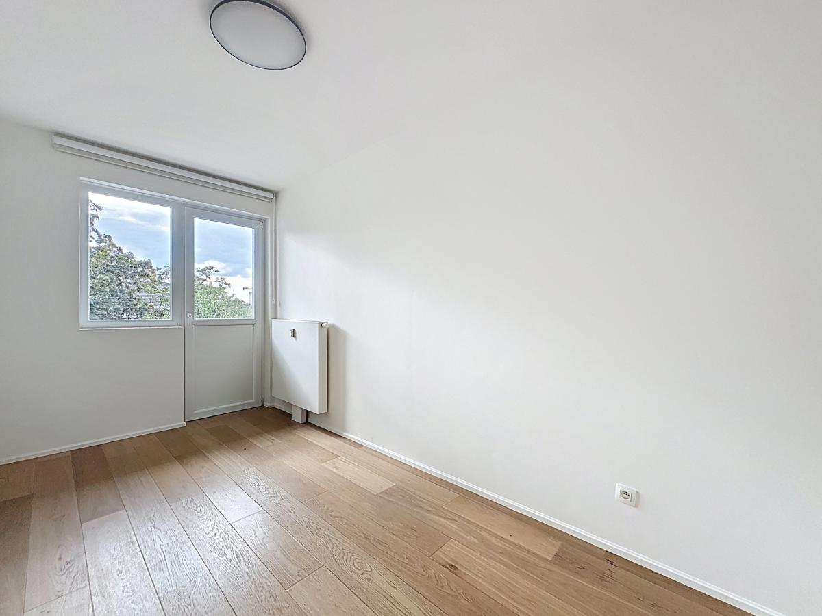 Brugmann/Arezzo : Bel appartement dernier étage rénové 