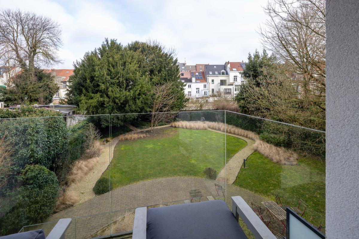 Magnifique 3 chambres avec terrasse au cœur de Brugmann