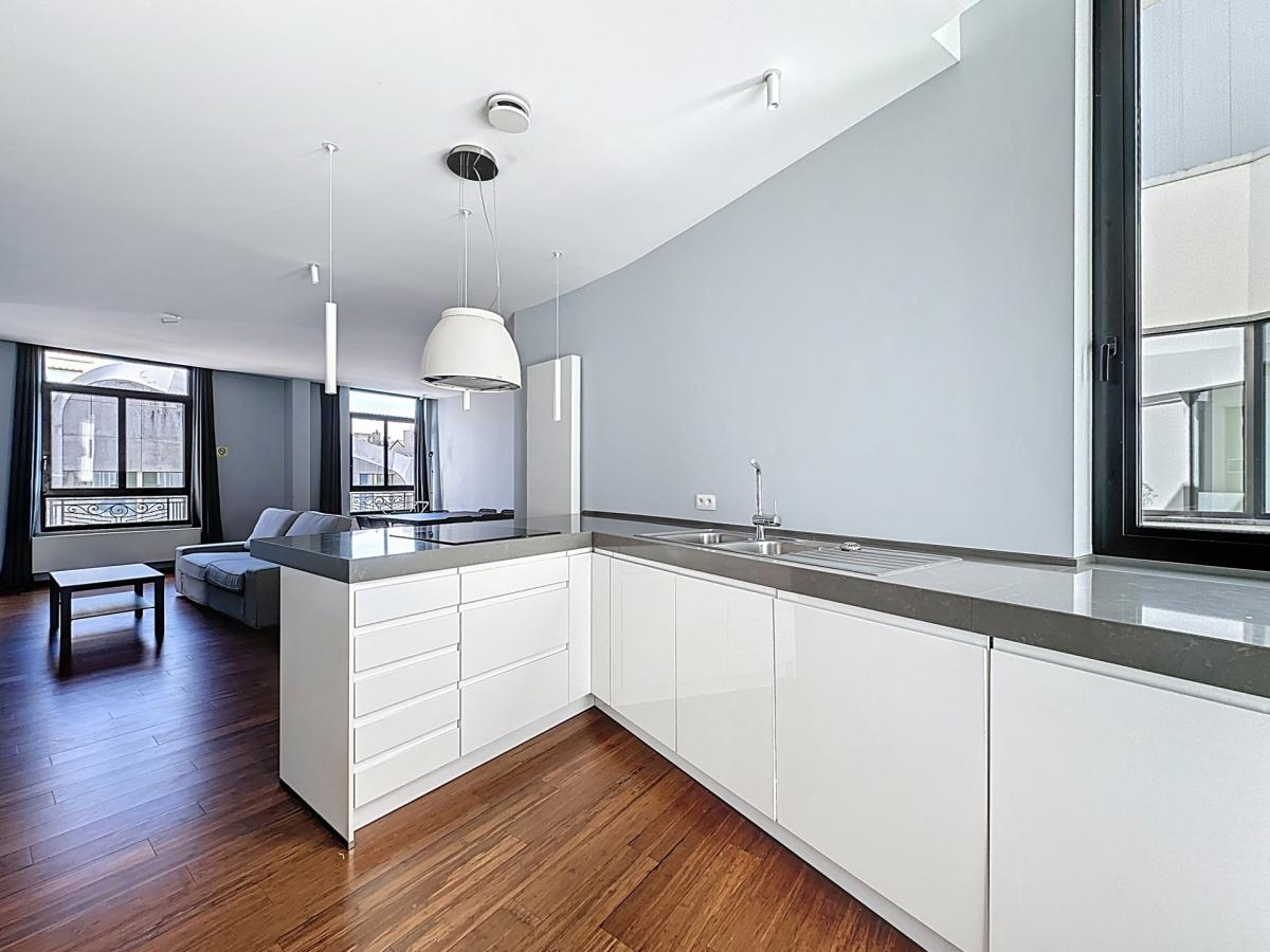 Toison d'Or : Superbe appartement meublé de 2 chambres