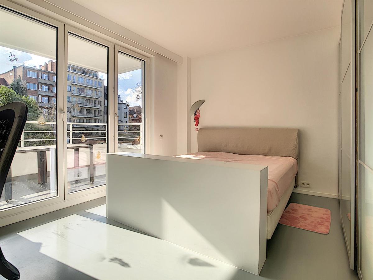 Churchill/BDC : Appartement meublé 3 chambres + terrasses