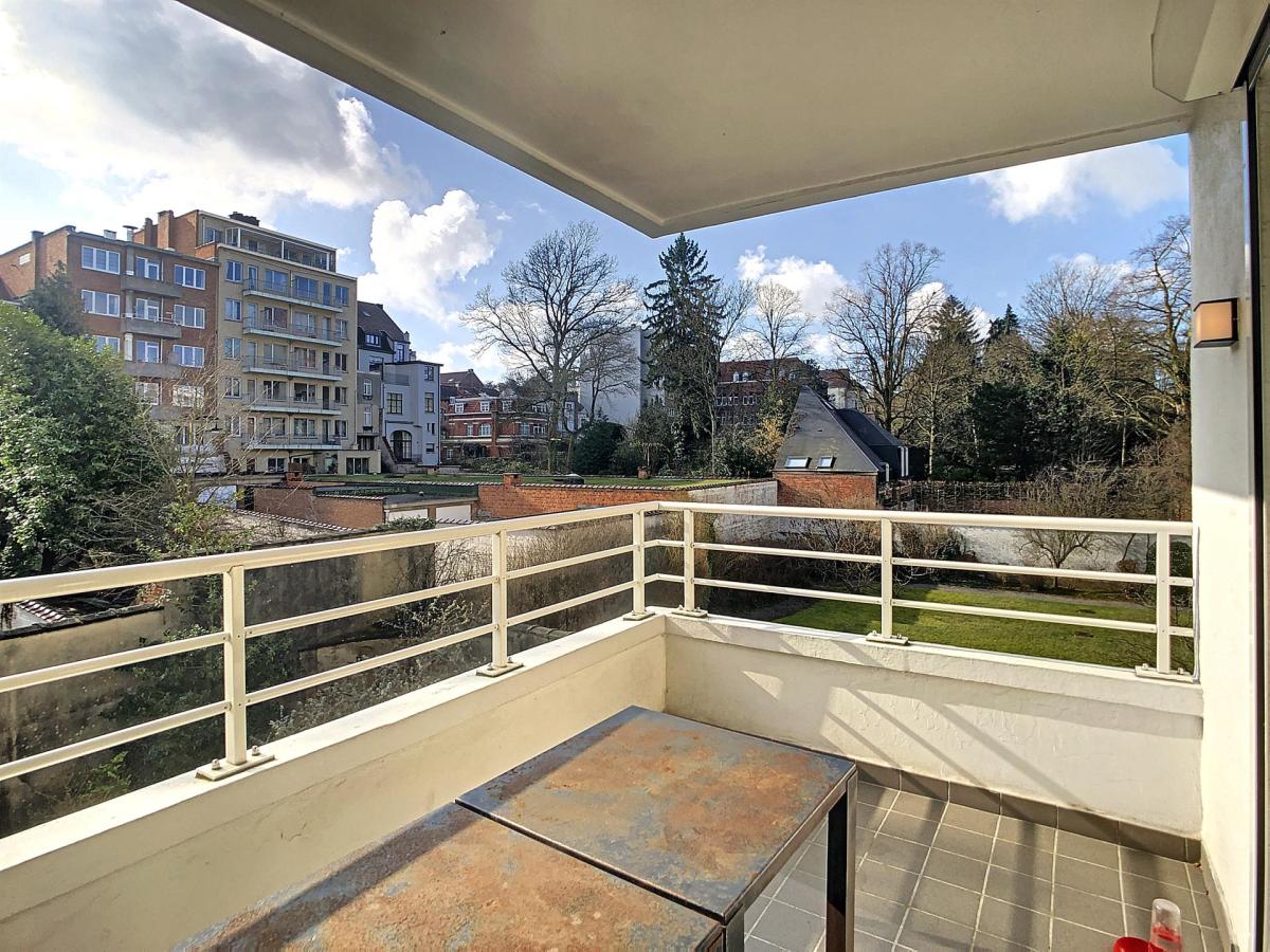 Churchill/BDC : Appartement meublé 3 chambres + terrasses