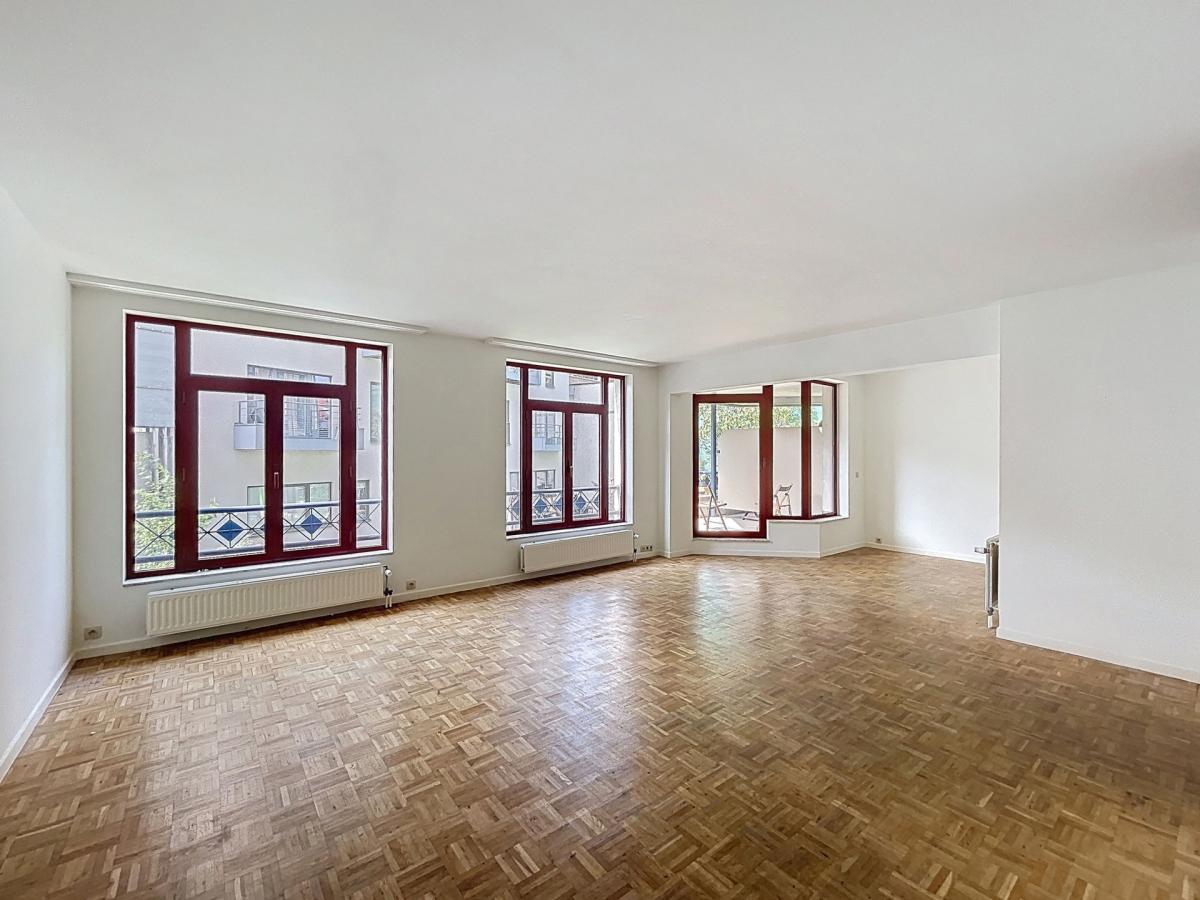 Quartier Européen : Superbe appartement 2 chambres