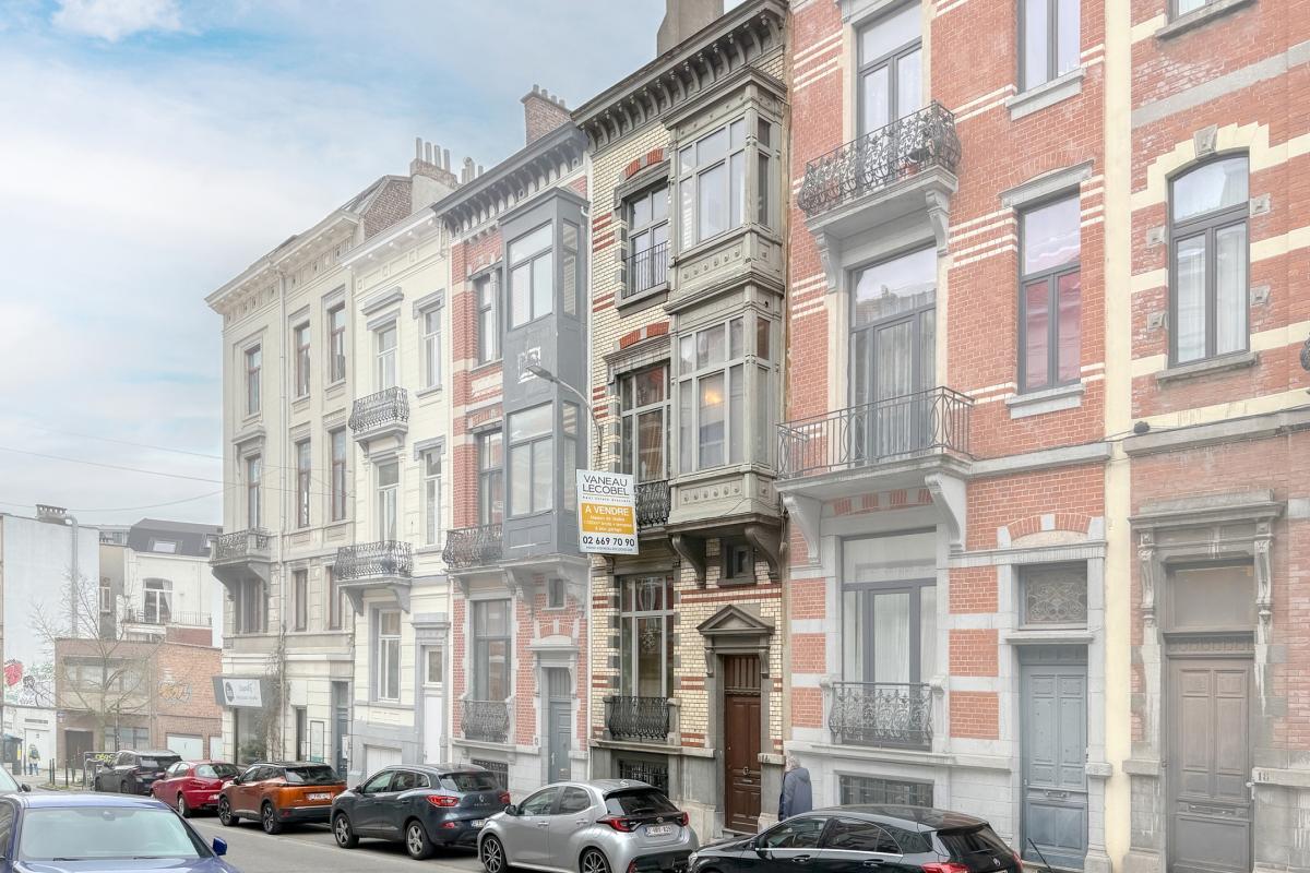 Quartier Européen - Maison de maître de ± 380 m² bruts