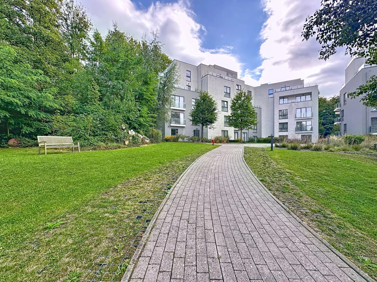 Stalle/Calevoet : Magnifique appartement 4 chambres