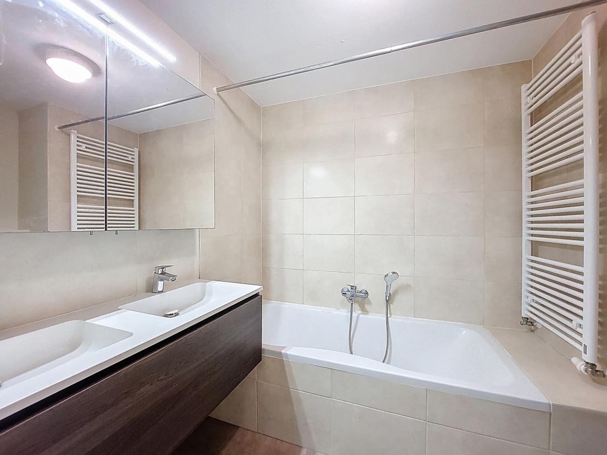 Stalle/Calevoet : Magnifique appartement 4 chambres 