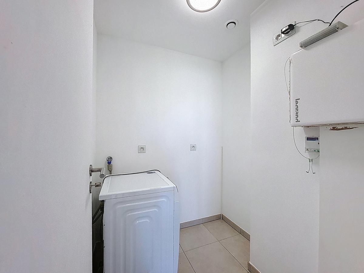Stalle/Calevoet : Magnifique appartement 4 chambres 